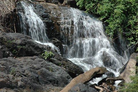 Cultural & Nature Tour: KMT Village, Pha Sua Waterfall, Pang Oung
