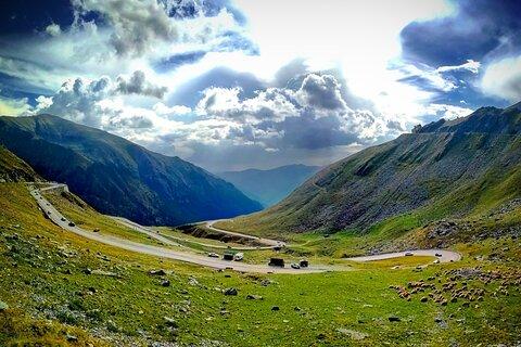 Exclusive Tour on Transfagarasan, Balea Lake, Balea and Capra Waterfalls