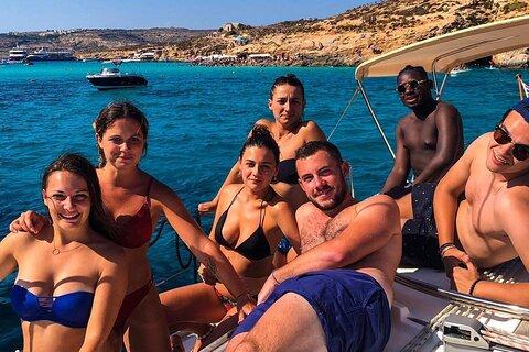 Private Full-Day Yacht Tour in Maltese Islands