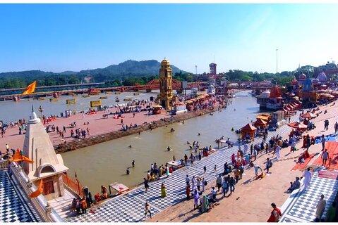 Guided Haridwar Walk with Ghats & Evening Ganga Aarti