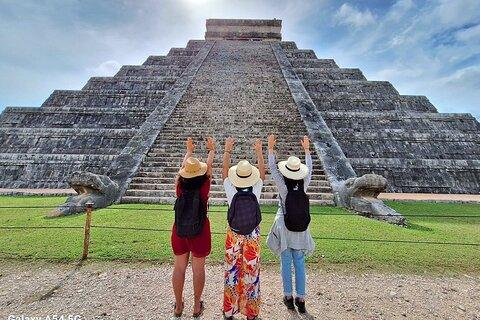 Chichen Itza : Walking Tour with Expert Guide + Skip-the-Line