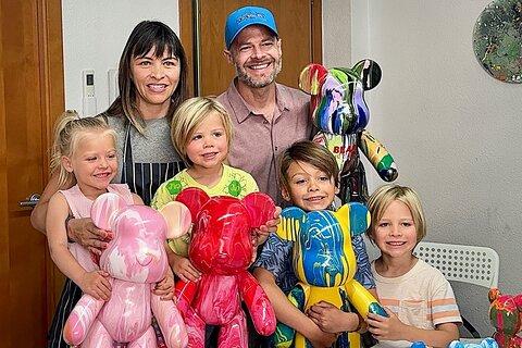 Fluid Art Workshop – Create Your Own Art Alicante Bear Art Studio