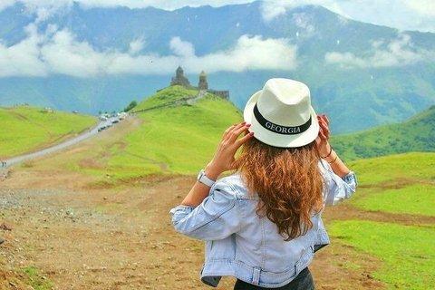 VIP Private Kazbegi Tour by Luxury Mercedes S and V Class