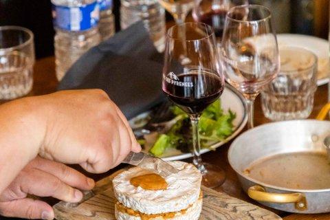 Paris: Le Marais Private Guided Food Tour with 10 French Tastings