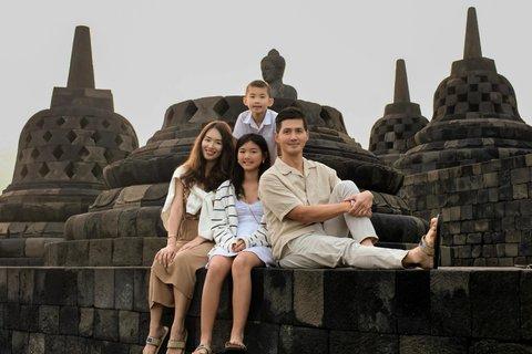 Yogyakarta: Borobudur Merapi Jeep & Pramban Temple One Day Tour