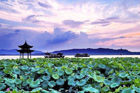 Half-Day Flexible Private Hangzhou Highlight Tour