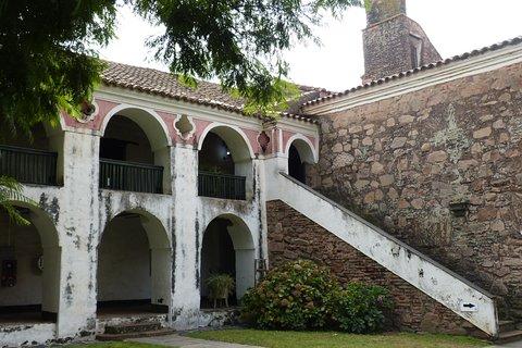 PRIVATE TOUR: Jesuit Museums and Winerys Fullday Tour
