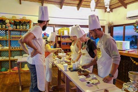 Chocolate Making Class at the Roatan Chocolate Factory in West End